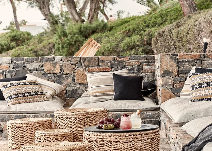 Minos Beach Art Hotel, A Member Of Design Hotels