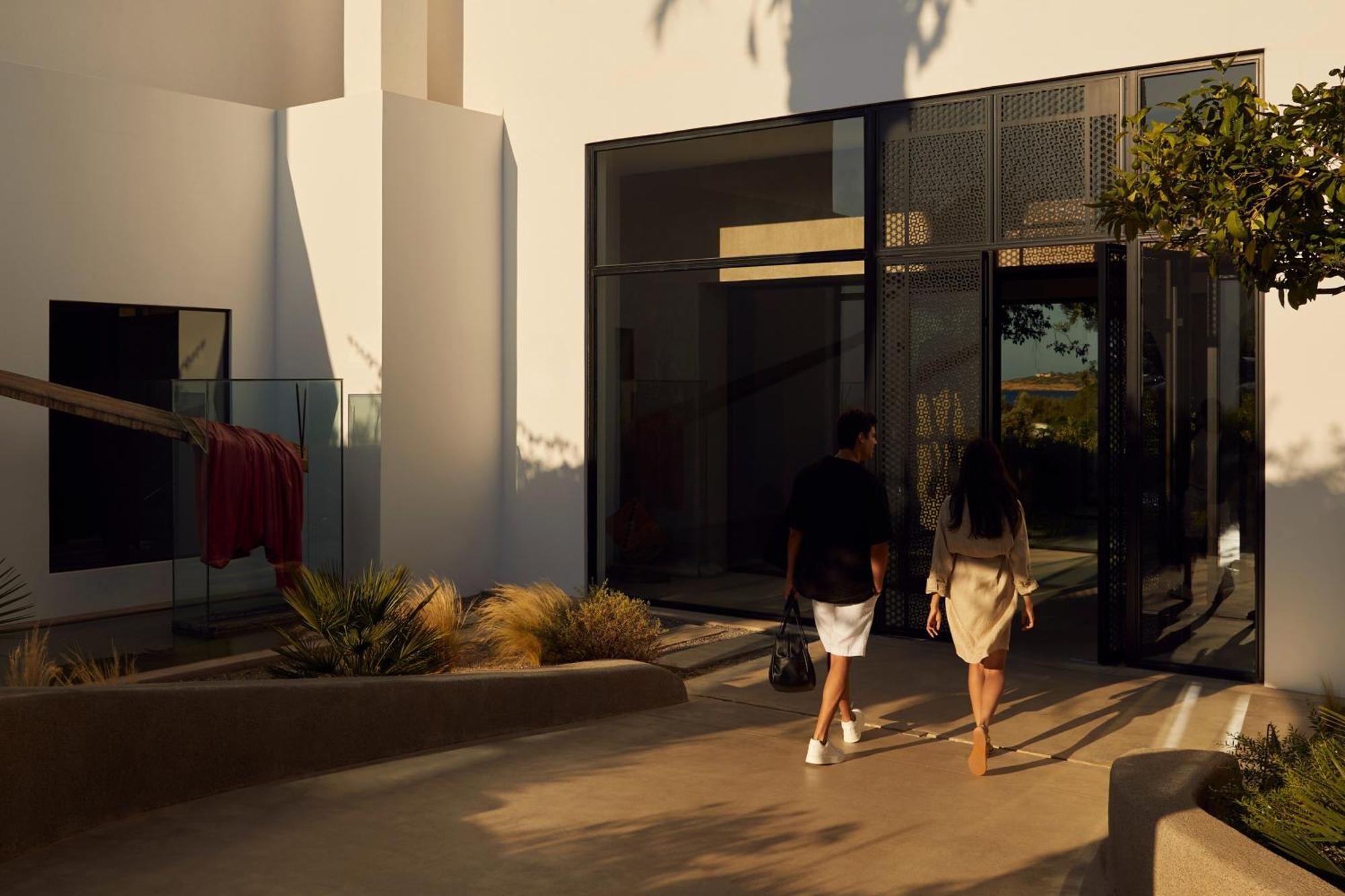 Minos Art Hotel, A Member Of Design