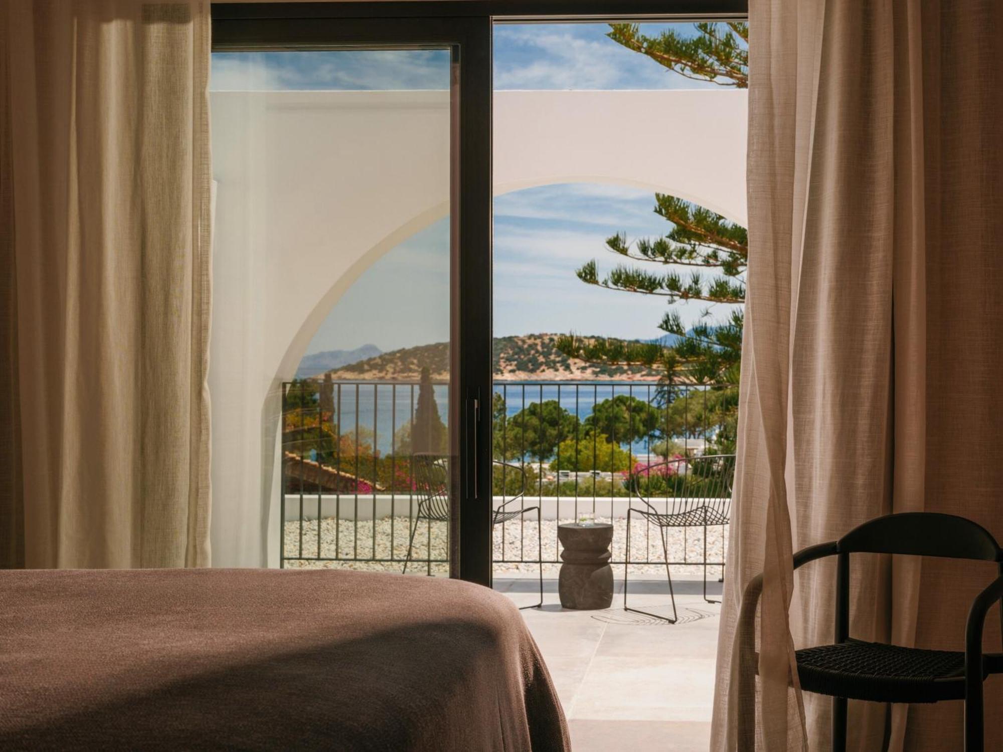 Minos Art Hotel, A Member Of Design 5*
