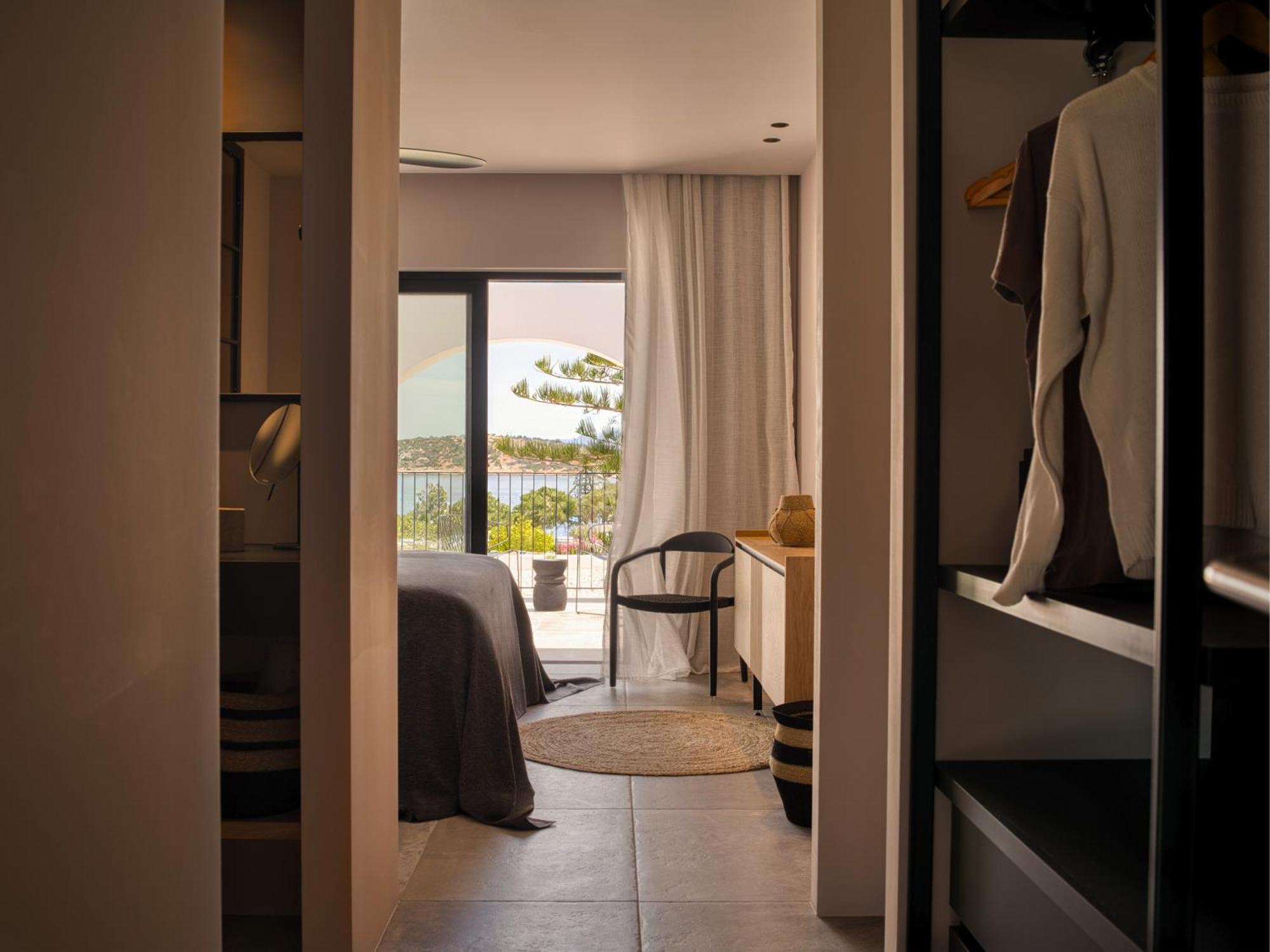 Minos Art Hotel, A Member Of Design מלון
